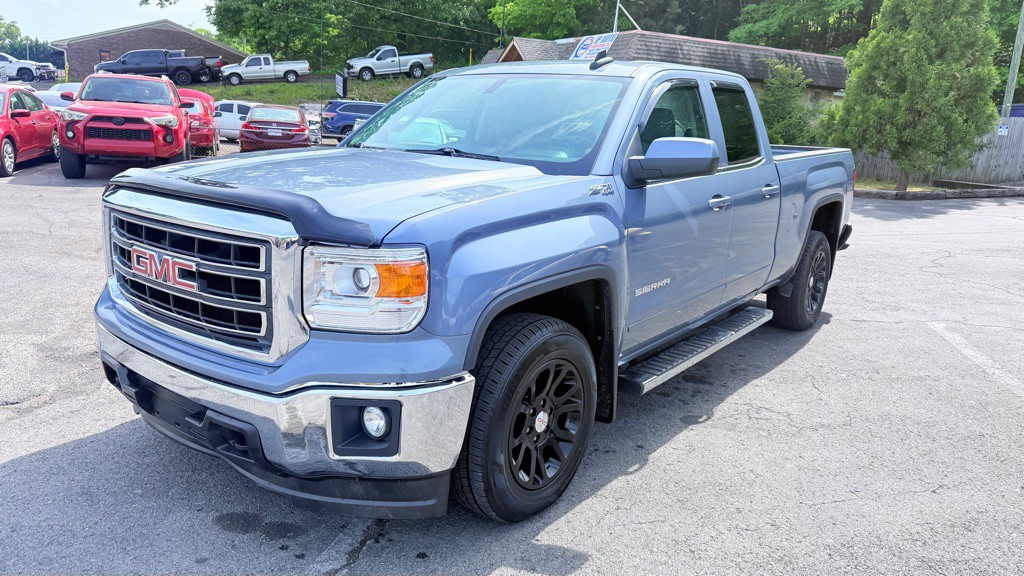 2015 GMC Sierra Image 1