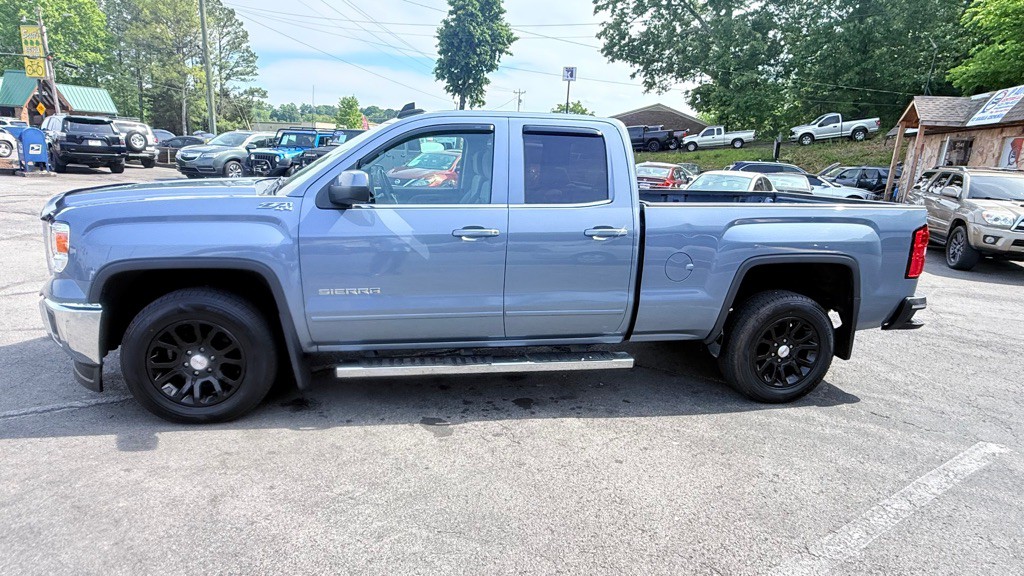 2015 GMC Sierra Image 4