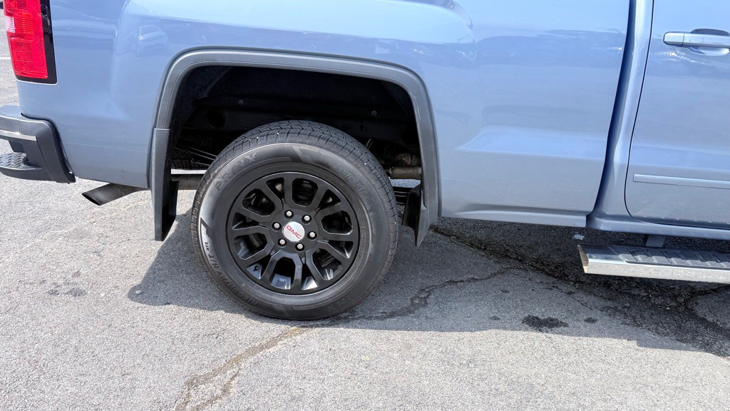 2015 GMC Sierra Image 18