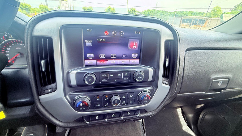 2015 GMC Sierra Image 27