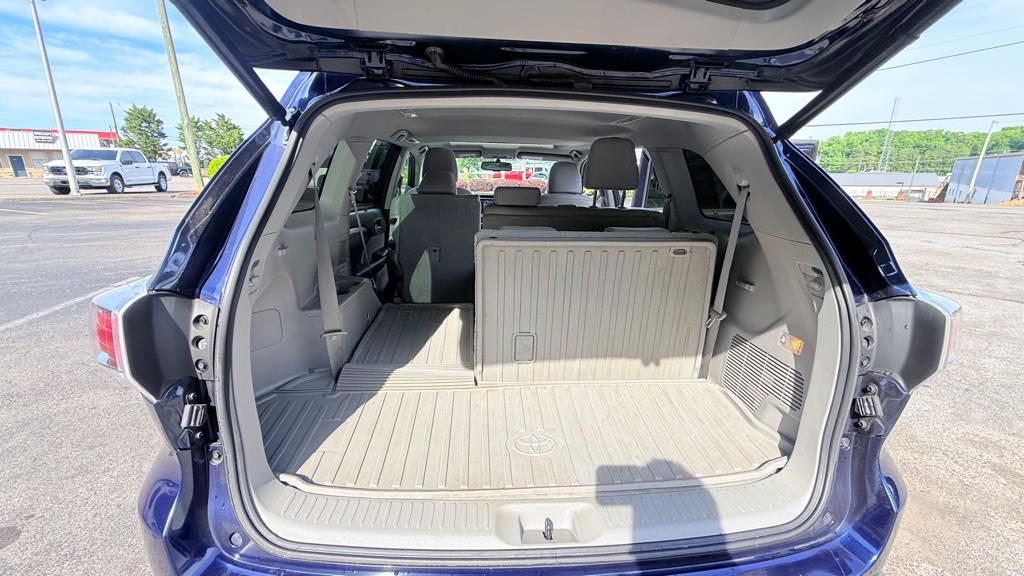 2014 Toyota Highlander Image 16