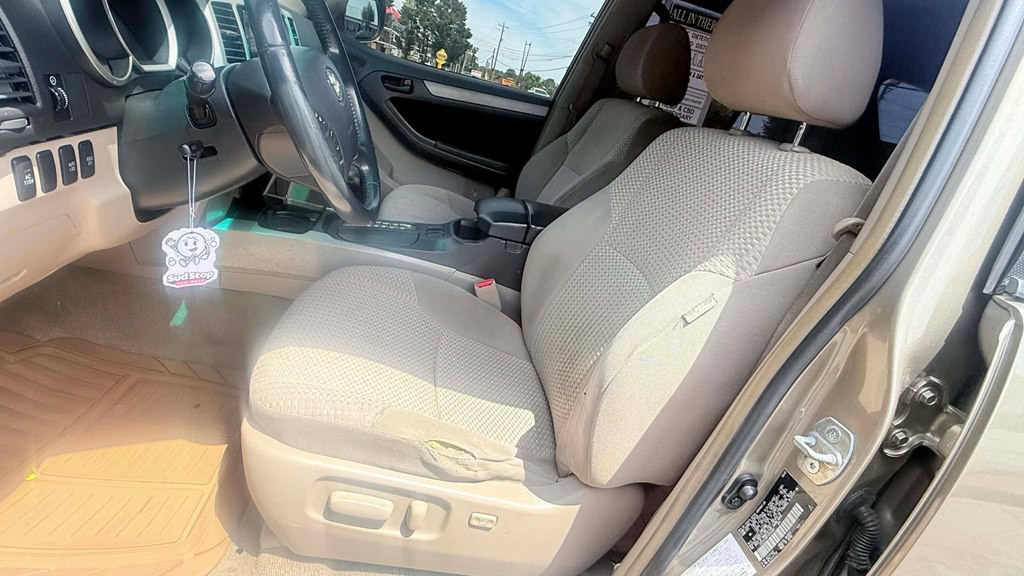 2007 Toyota 4Runner Image 11