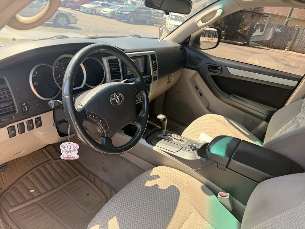 2007 Toyota 4Runner Image 12