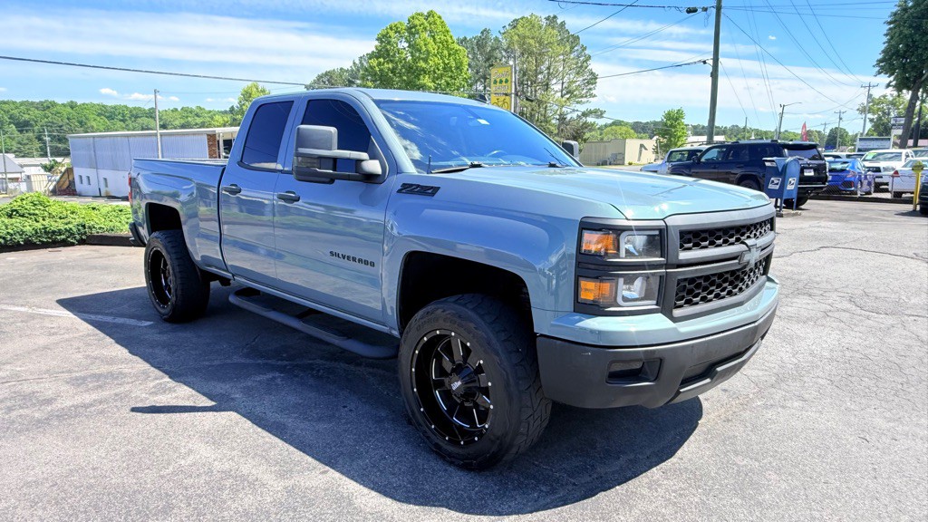 2014 Chevrolet Silverado 1500 Image 2