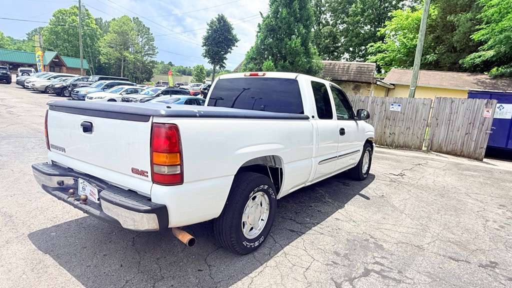 2003 GMC Sierra 1500 Image 5