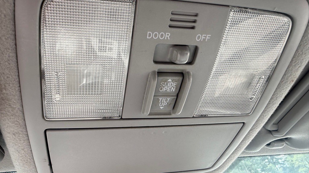 2011 Toyota Rav4 Image 27
