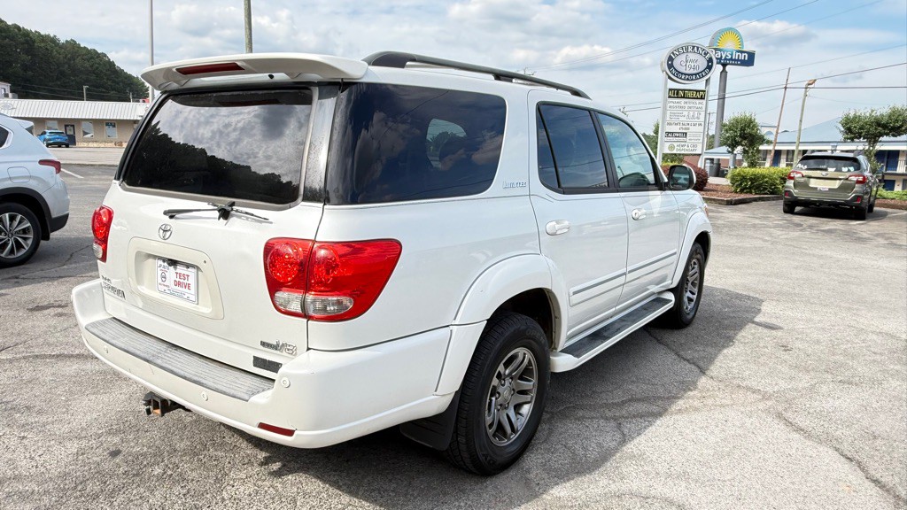 2006 Toyota Sequoia Image 4