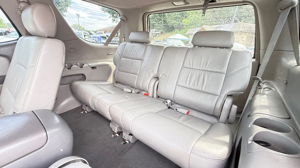 2006 Toyota Sequoia Image 13