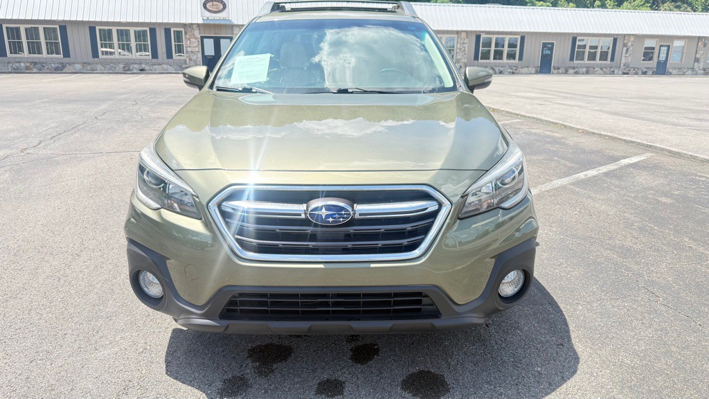 2018 Subaru Outback Image 2