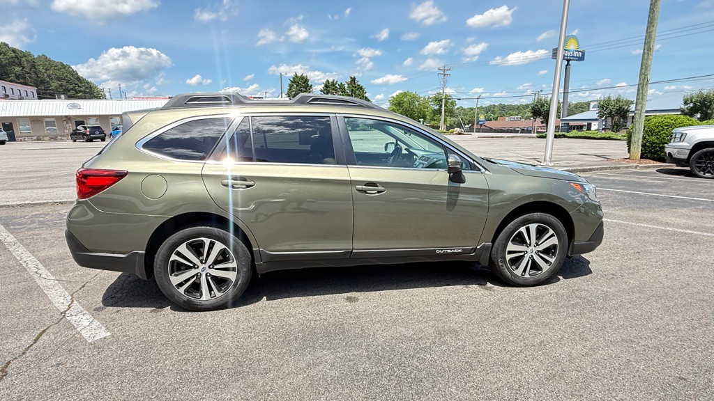 2018 Subaru Outback Image 6