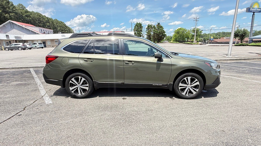 2018 Subaru Outback Image 8
