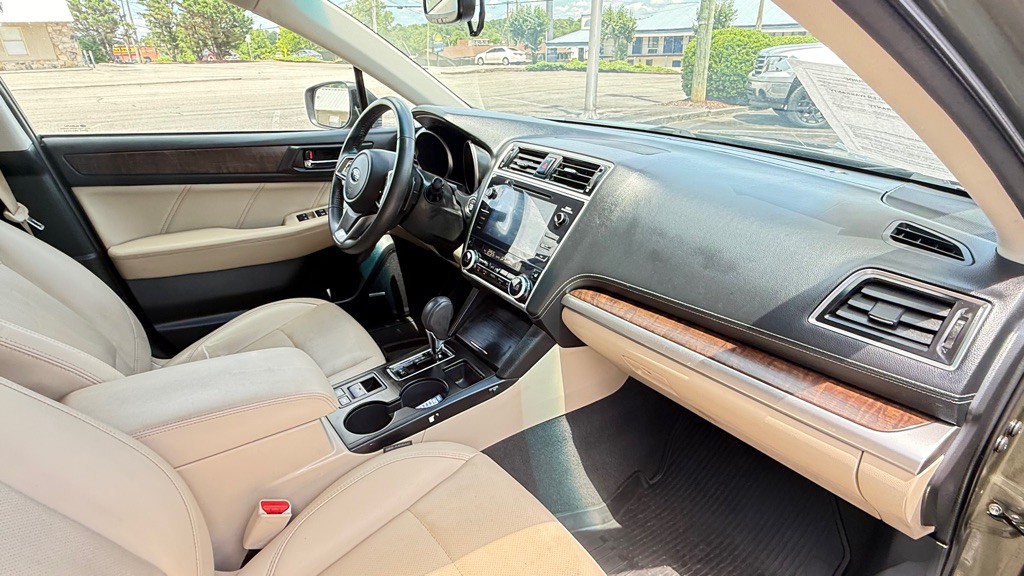 2018 Subaru Outback Image 10