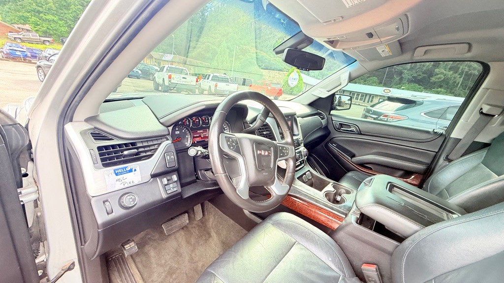 2015 GMC Yukon Image 11