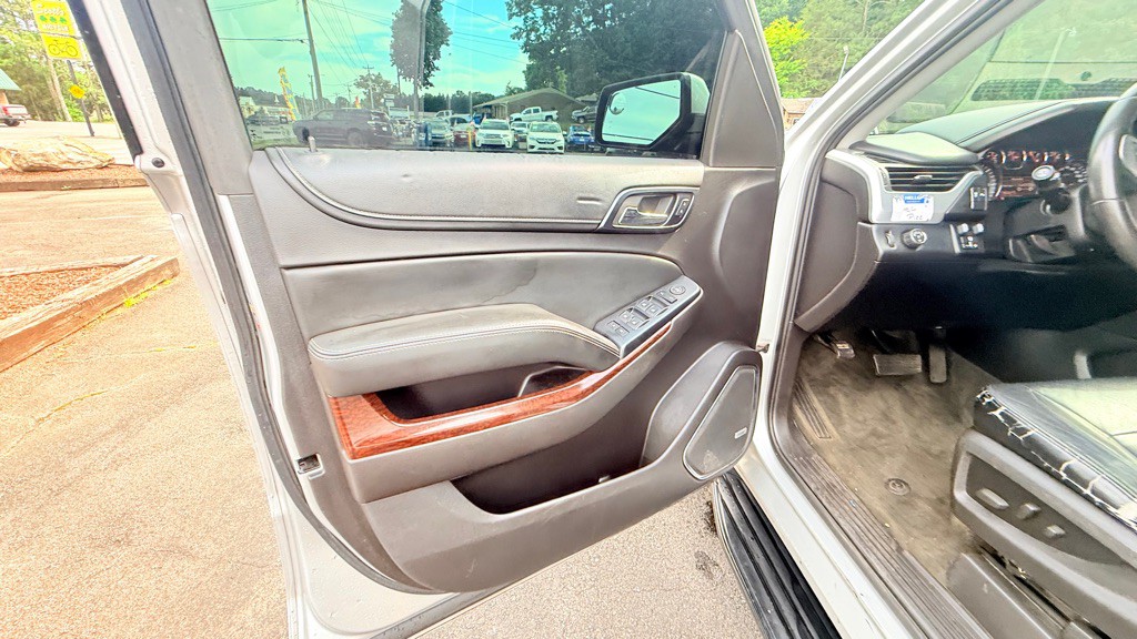 2015 GMC Yukon Image 28