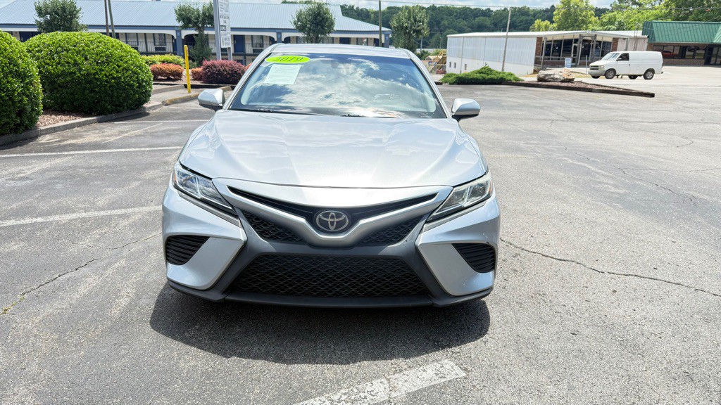 2019 Toyota Camry Image 2