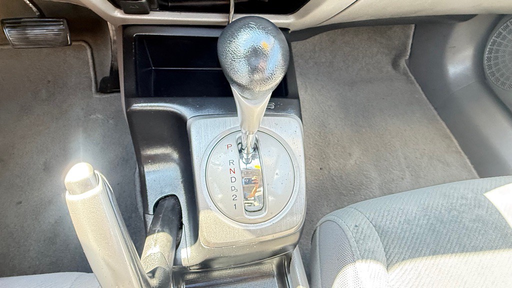 2010 Honda Civic Image 28