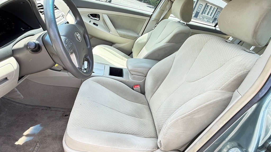 2007 Toyota Camry Image 12