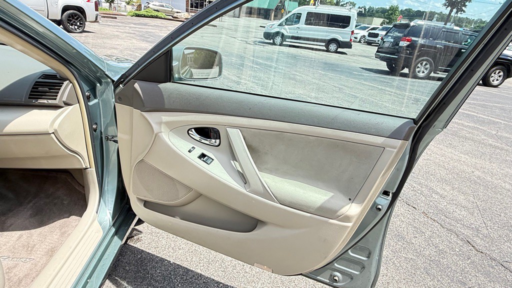 2007 Toyota Camry Image 24