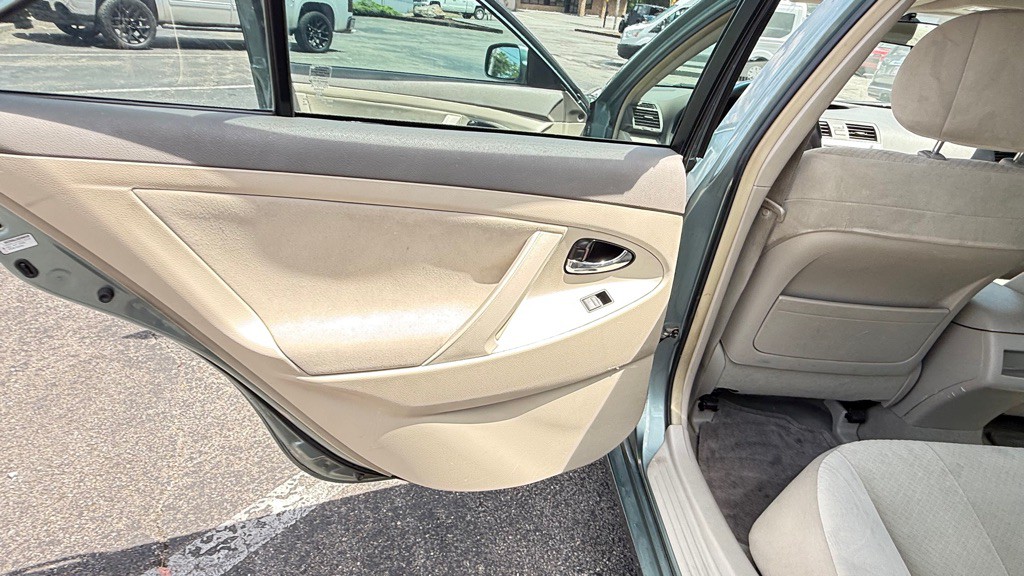 2007 Toyota Camry Image 25