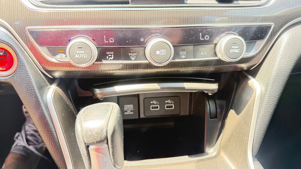 2021 Honda Accord Image 18
