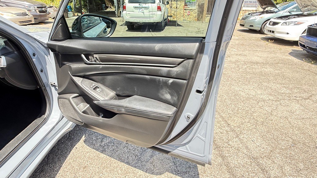 2021 Honda Accord Image 29