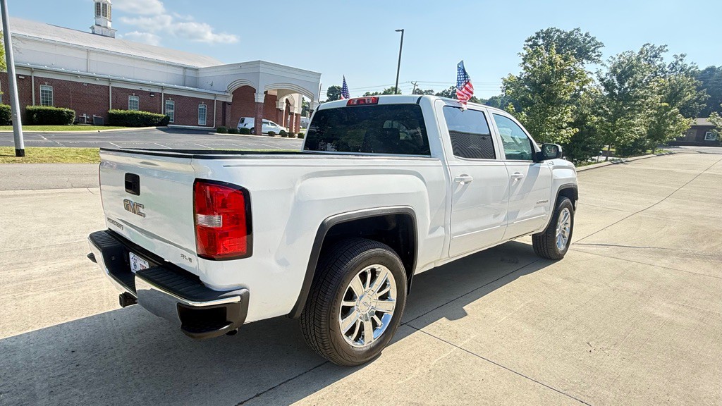 2015 GMC Sierra Image 4
