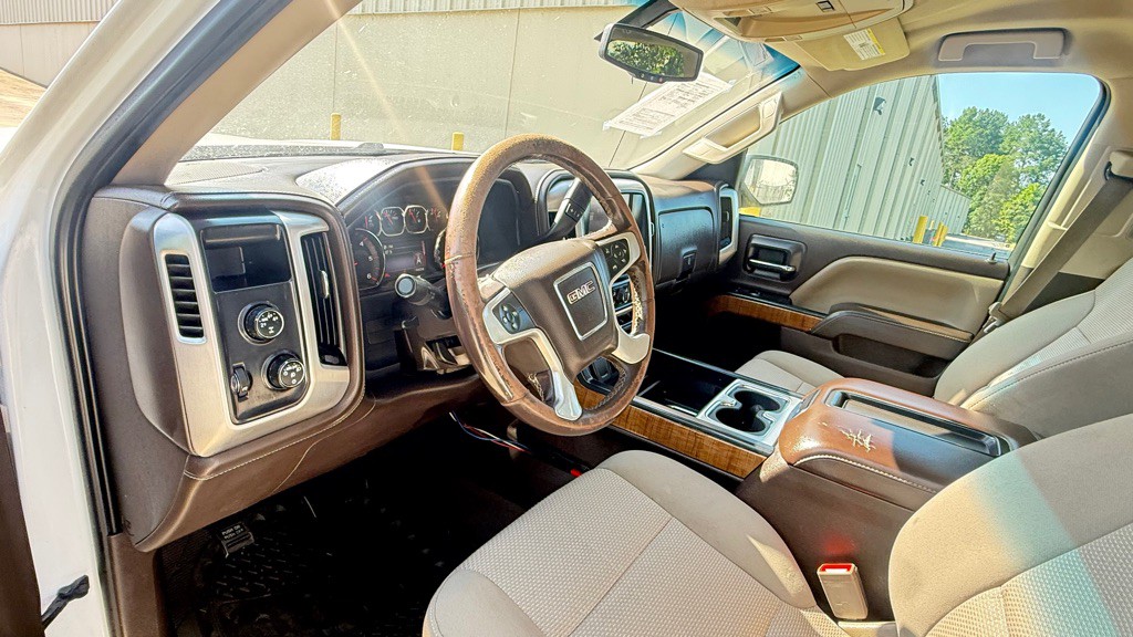 2015 GMC Sierra Image 9