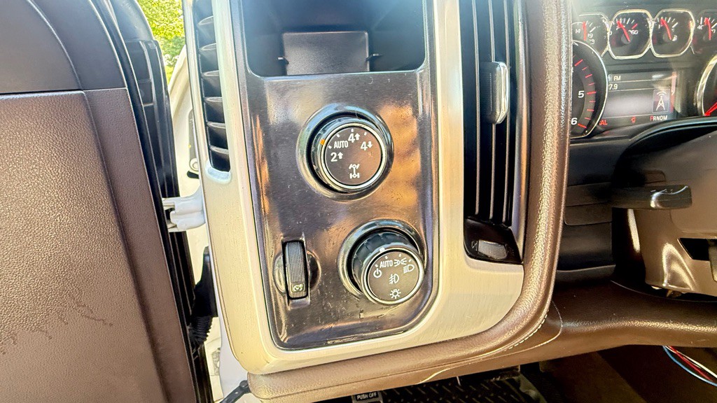 2015 GMC Sierra Image 12