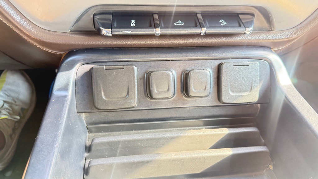 2015 GMC Sierra Image 21