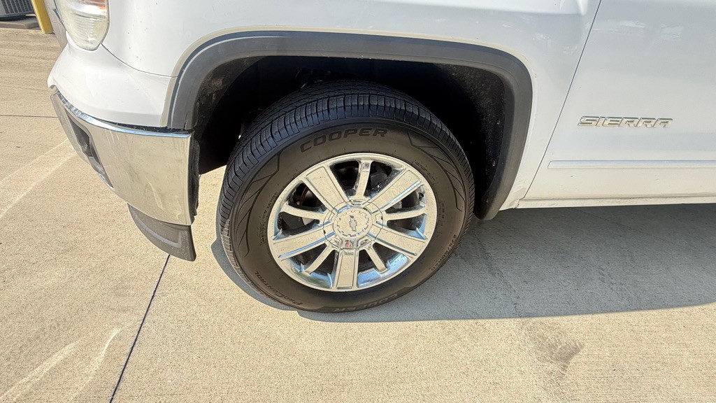 2015 GMC Sierra Image 32