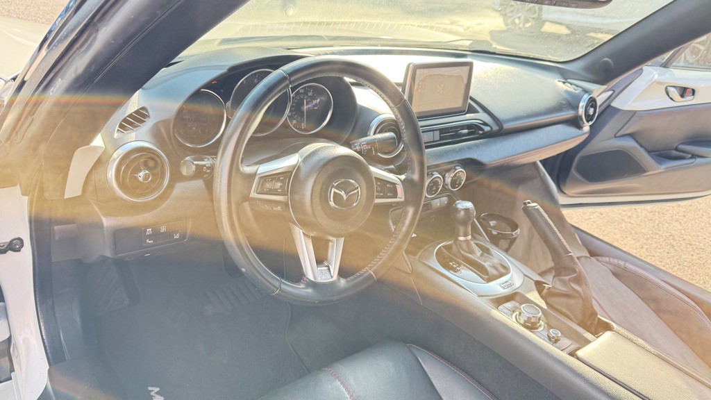 2016 Mazda MX-5 Miata Image 10