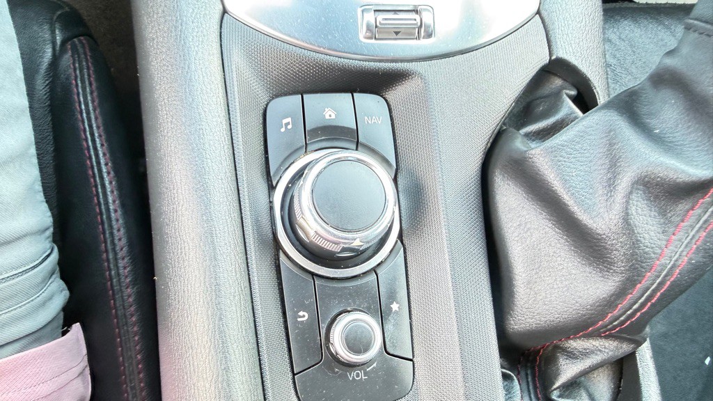 2016 Mazda MX-5 Miata Image 16