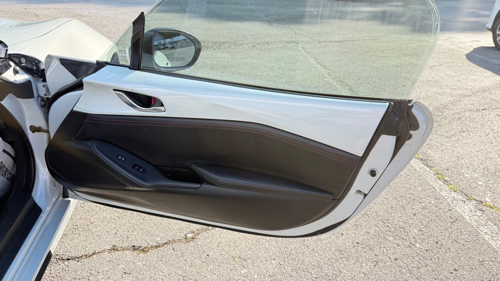 2016 Mazda MX-5 Miata Image 23