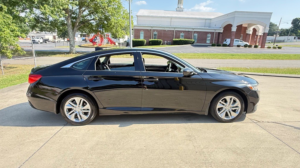 2019 Honda Accord Image 3