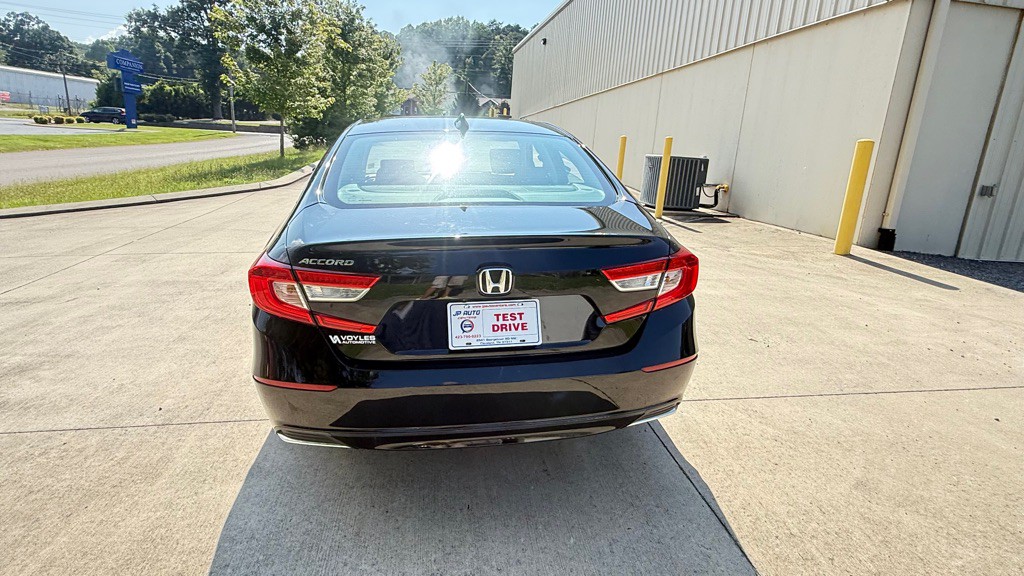 2019 Honda Accord Image 9