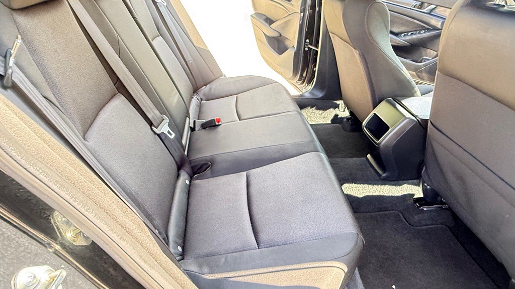 2019 Honda Accord Image 13