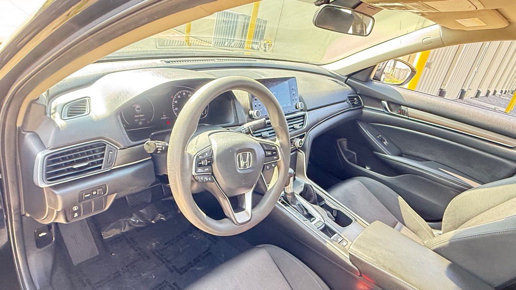 2019 Honda Accord Image 14