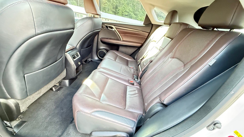 2016 Lexus RX Image 11
