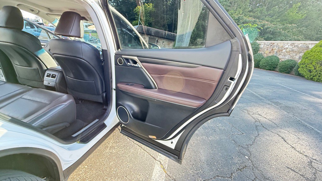 2016 Lexus RX Image 18