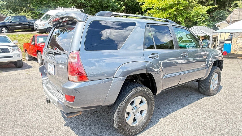 2004 Toyota 4Runner Image 4