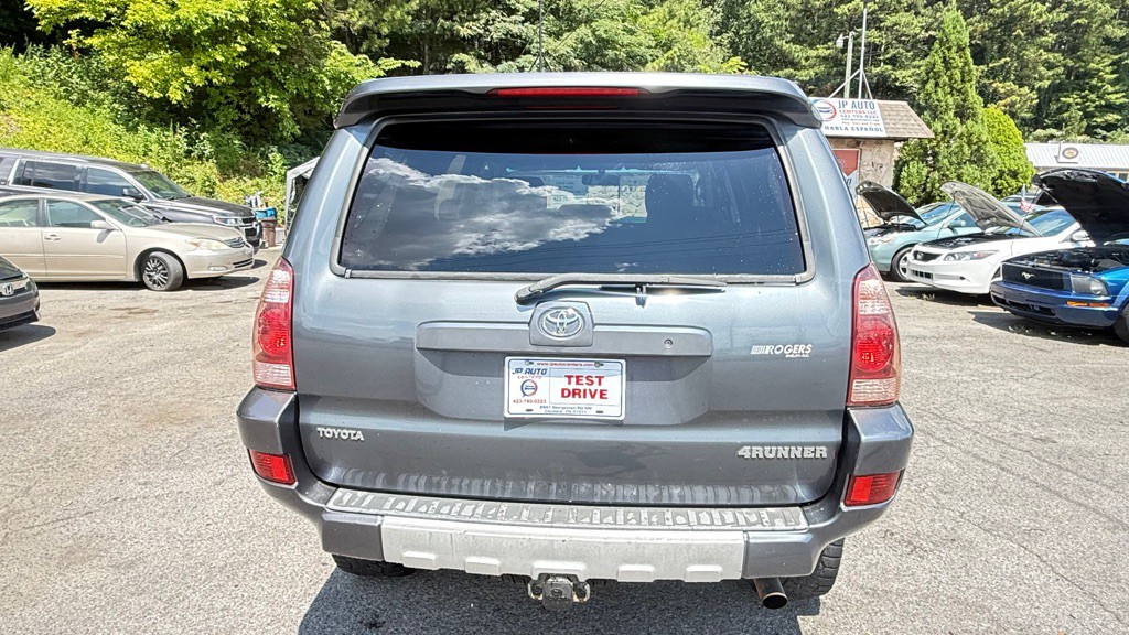 2004 Toyota 4Runner Image 5
