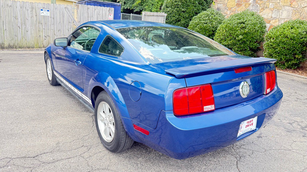 2007 Ford Mustang Image 6