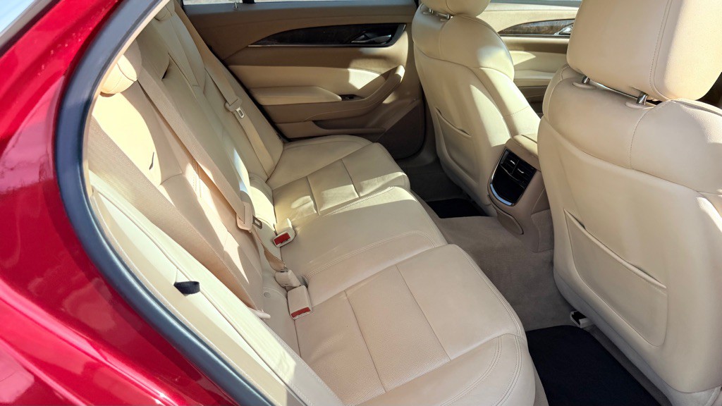 2016 Cadillac CTS Image 10