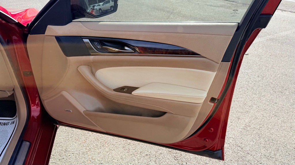 2016 Cadillac CTS Image 18