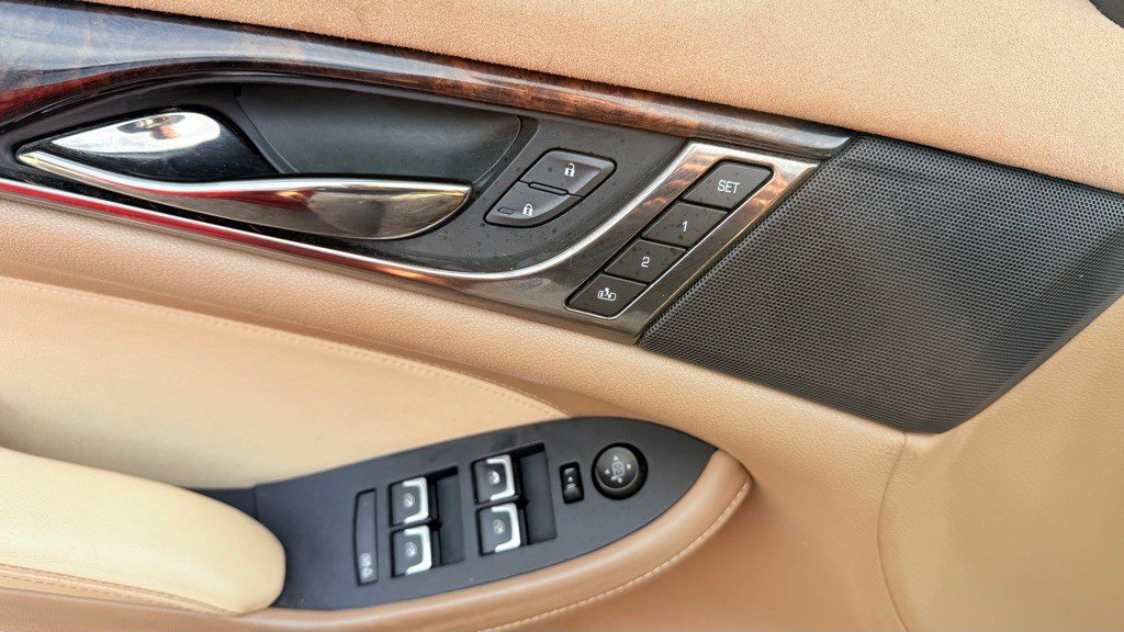 2016 Cadillac CTS Image 23