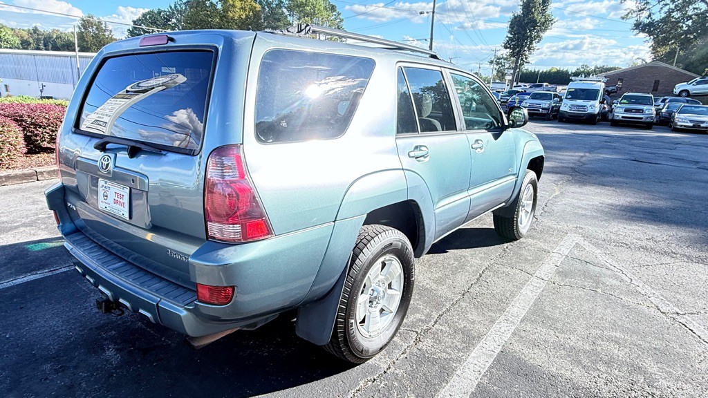 2005 Toyota 4Runner Image 24