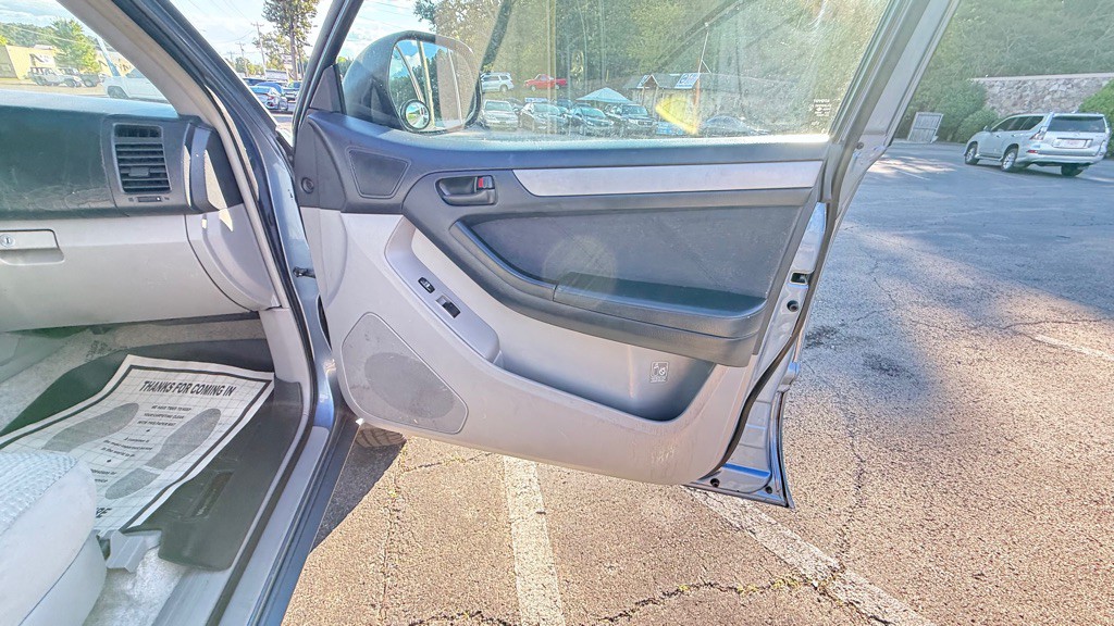 2005 Toyota 4Runner Image 42