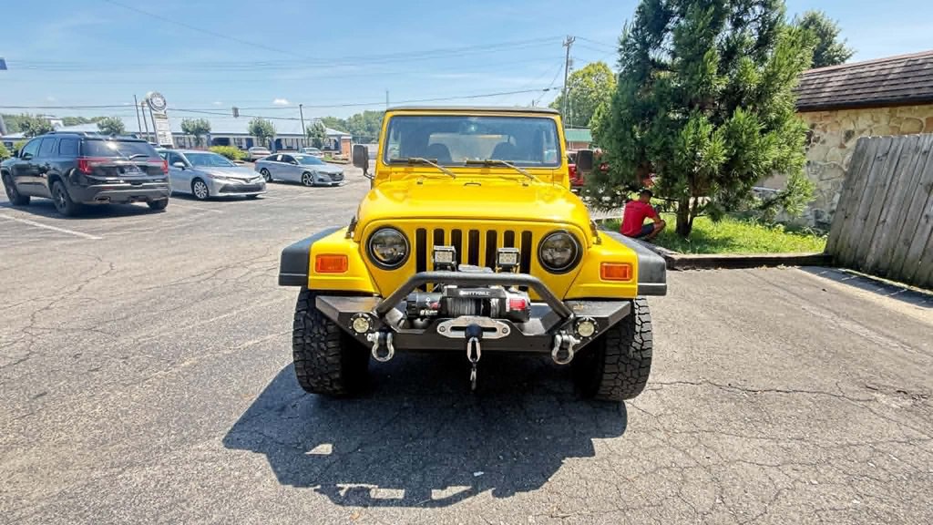 2001 Jeep Wrangler Image 2