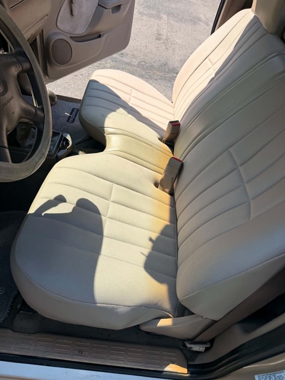 2004 Toyota Tacoma Image 13