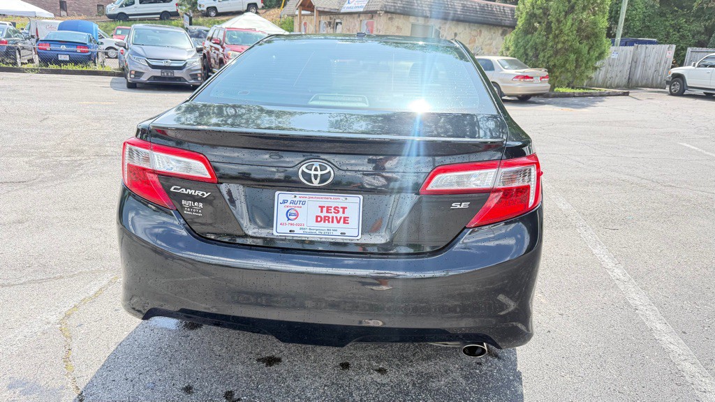 2013 Toyota Camry Image 6